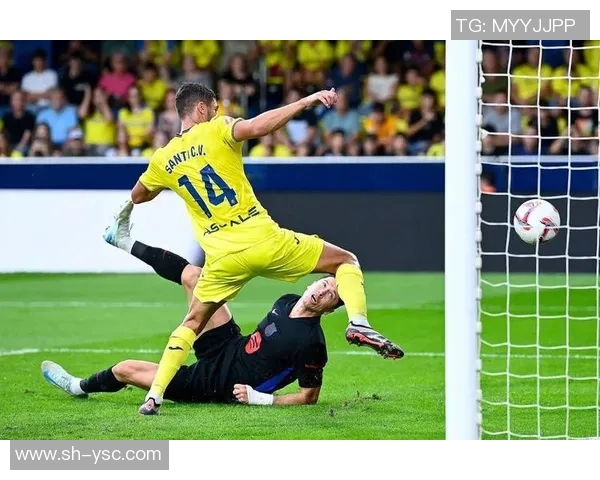 中国与巴西足球友谊赛激战成平局双方实力相当展现精彩对决