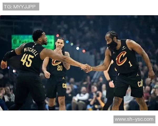 篮网对决骑士NBA直播精彩瞬间全程回顾与分析